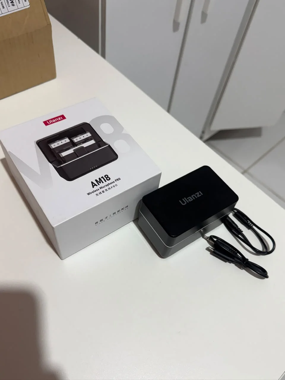 Microfone Ulanzi AM18 — combo para celular e câmera — foto 2